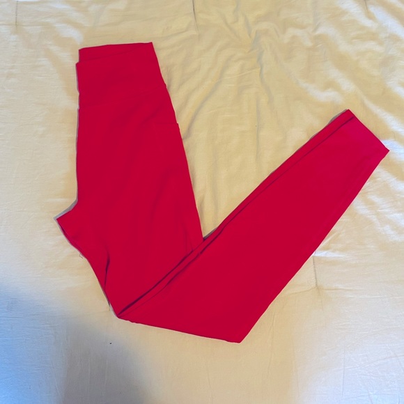 Alphalete Pants - Alphalete aplhalux pocket legging